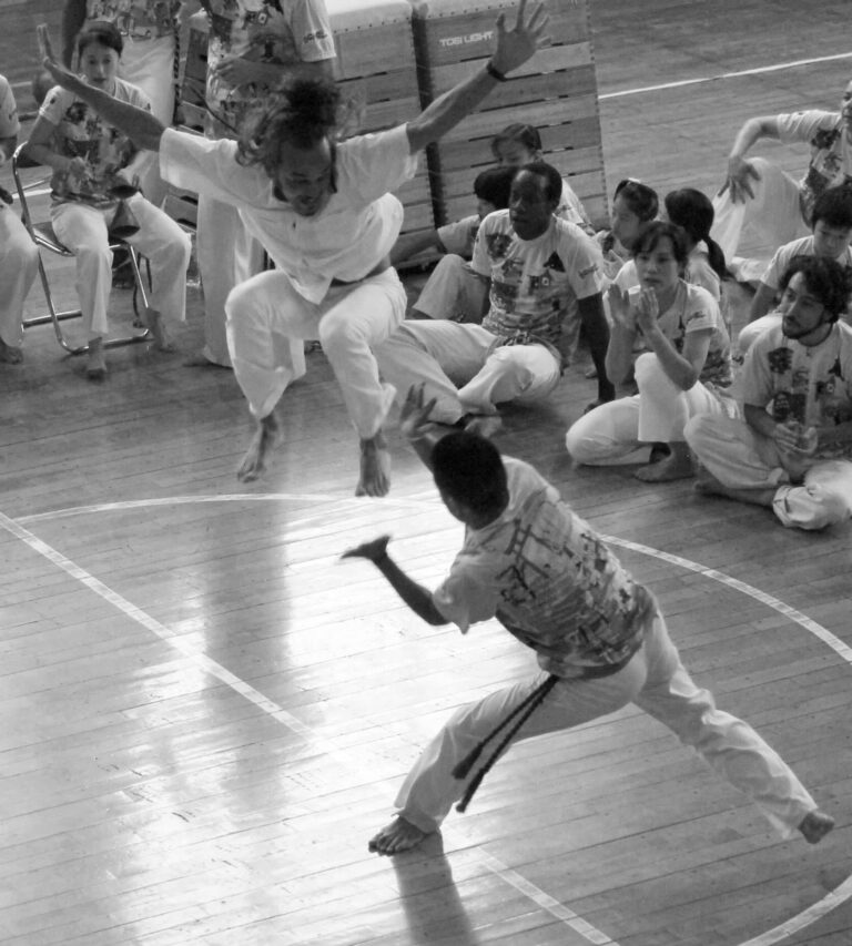 Olorum Capoeira class